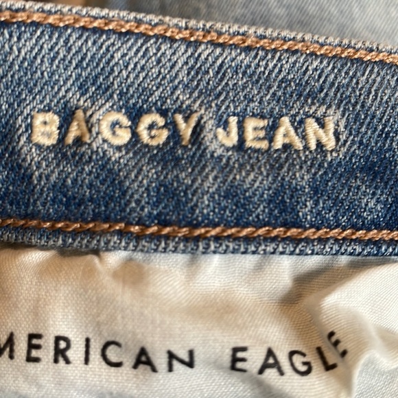 American Eagle women’s baggy style jeans size 12 - Picture 8 of 10
